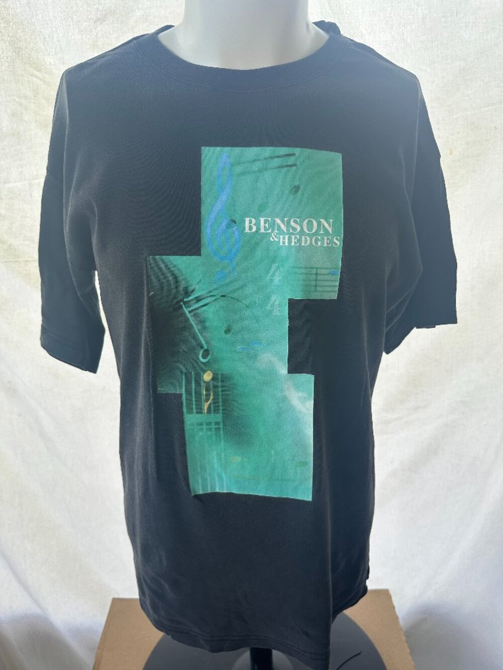 Vintage Benson & Hedges Collection Men's Black T Shirt Size XL